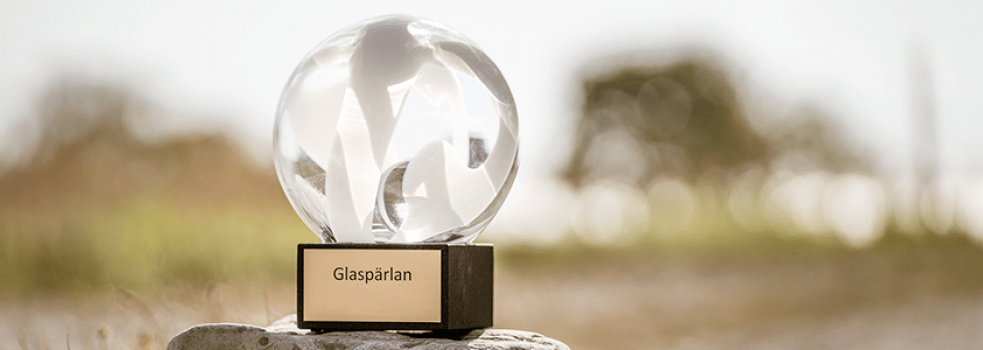 Priset till vinnaren av Glaspärlan i naturmiljö