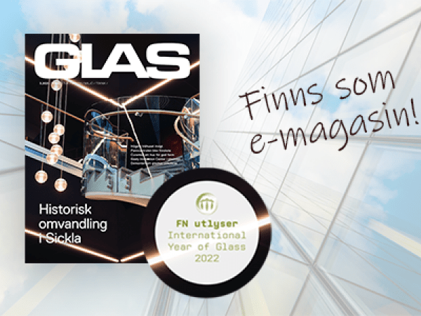 Omslaget till GLAS nummer 3 2021 visas mot en glasfasad